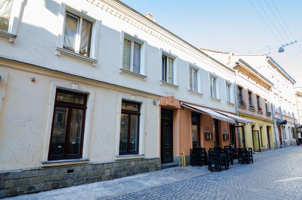 Apartamenty Lesi Ukrainky 17 Львів Екстер'єр фото